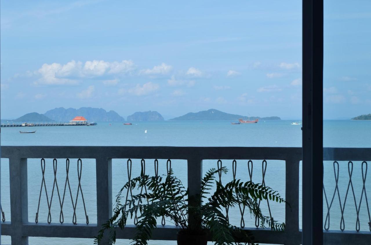 Lantawa : Amazing Villa On The Sea With Pool Koh Lanta Bagian luar foto